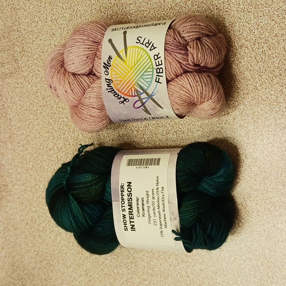 Leading Men Fiber Arts 50 g skeins sock weight - Picture 1 of 2